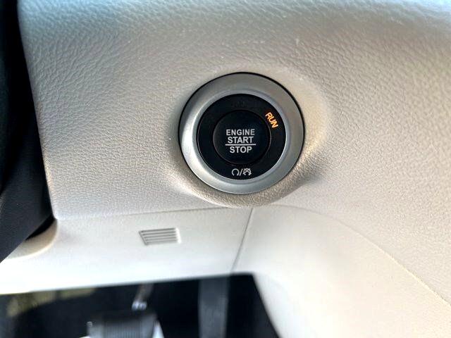 Chrysler Voyager  2023