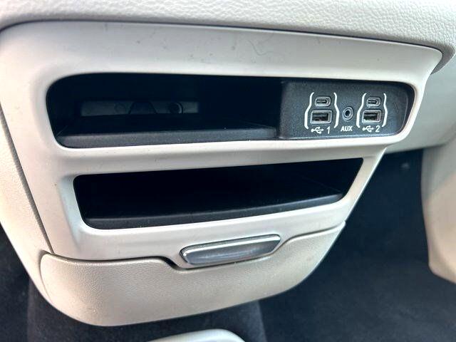 Chrysler Voyager  2023