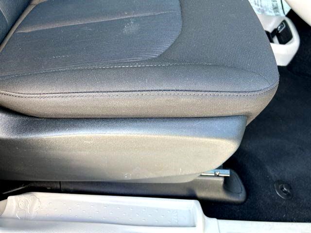 Chrysler Voyager  2023