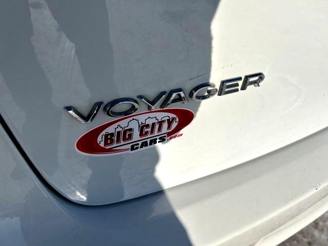 Chrysler Voyager  2023