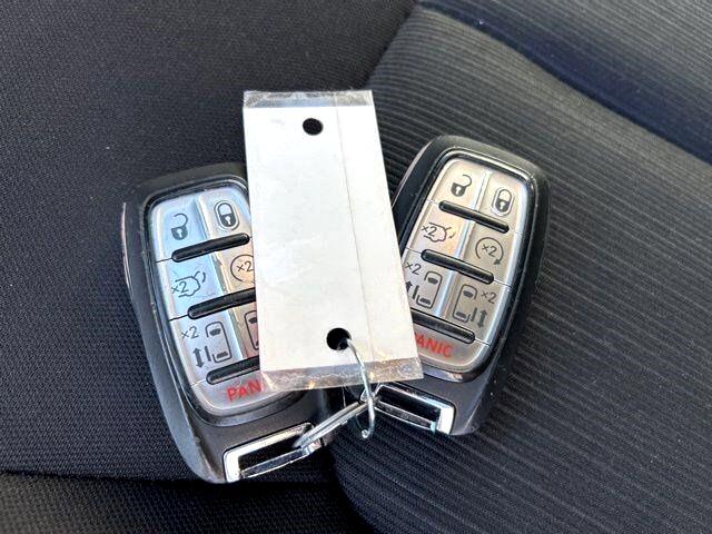 Chrysler Voyager  2023