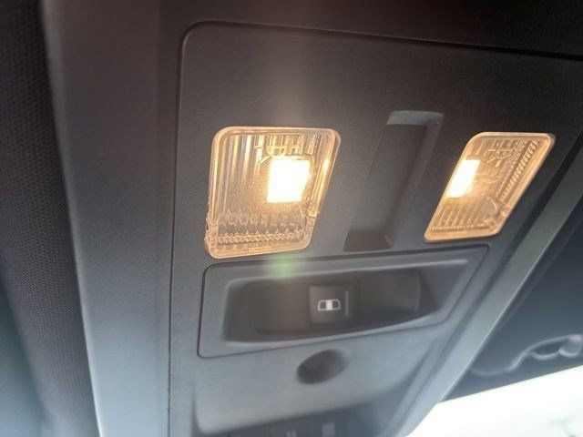 RAM 1500 Sport Crew Cab 4WD 2016