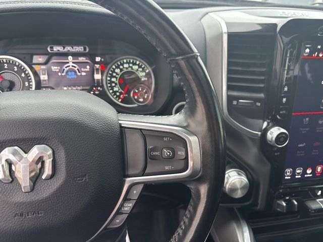 RAM 1500 Laramie Crew Cab 4WD 2021