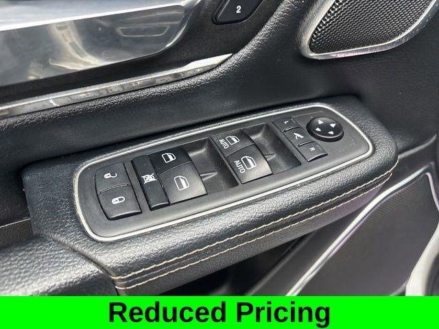 RAM 1500 Laramie Crew Cab 4WD 2021