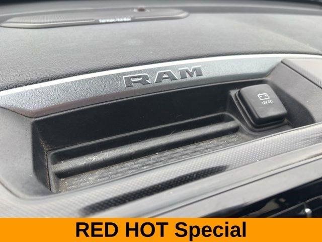 RAM 1500 Laramie Crew Cab 4WD 2021