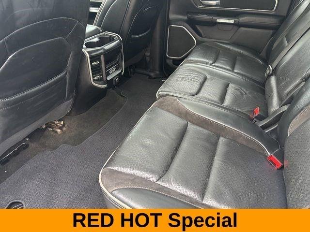 RAM 1500 Laramie Crew Cab 4WD 2021