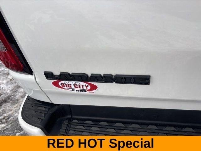 RAM 1500 Laramie Crew Cab 4WD 2021