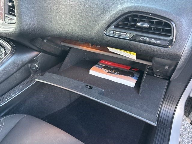 Dodge Challenger SXT 2020