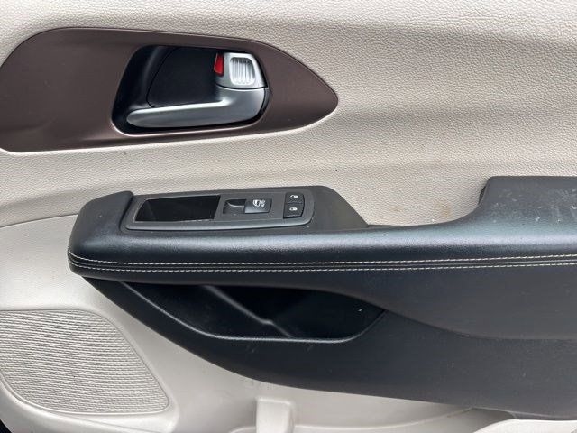 Chrysler Voyager  2022