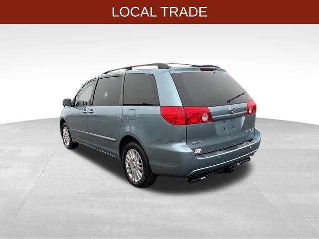 Toyota Sienna  2009
