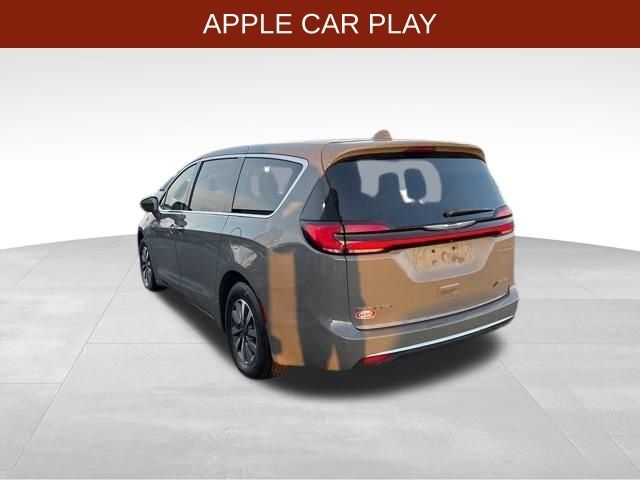 Chrysler Pacifica Hybrid Touring L 2022