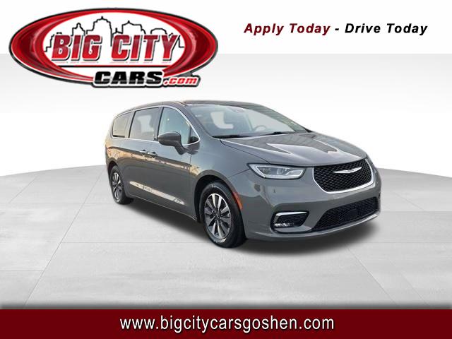 2022 Chrysler Pacifica Hybrid Touring L