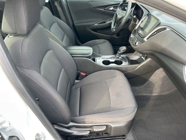 Chevrolet Malibu  2024