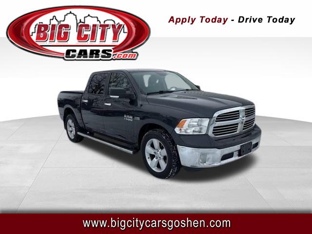 RAM 1500 SLT Crew Cab 4WD 2017