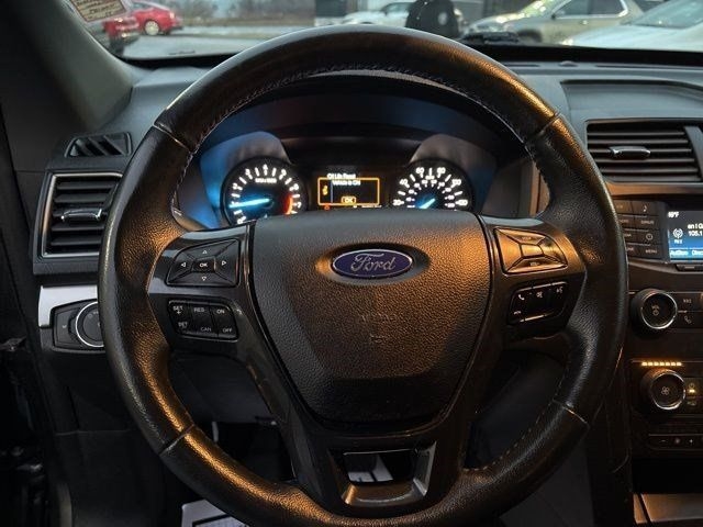 Ford Explorer XLT 4WD 2018