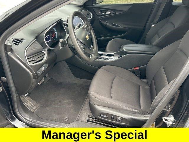 Chevrolet Malibu  2023