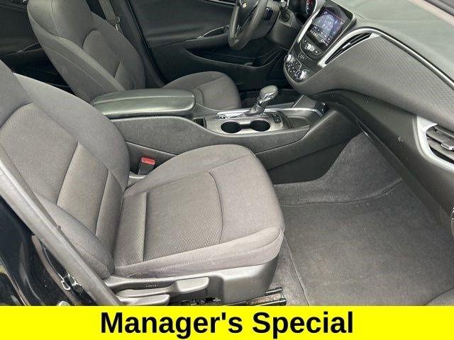 Chevrolet Malibu  2023