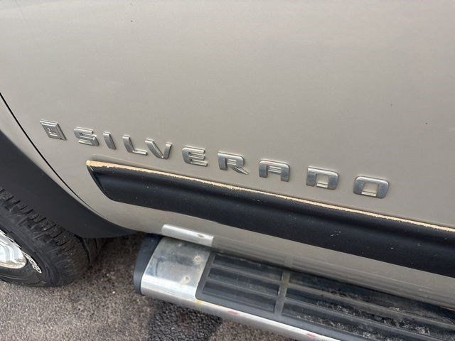 Chevrolet Silverado 1500 LT Crew Cab 4WD 2009