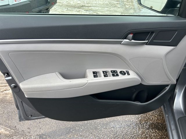 Hyundai Elantra SE 2019