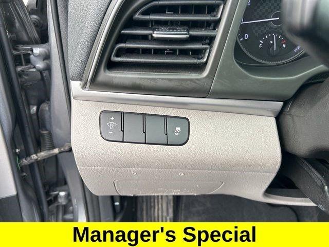 Hyundai Elantra SE 2019