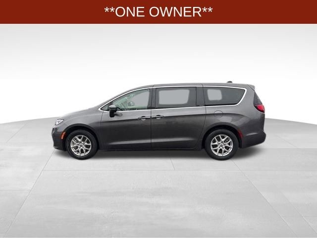 Chrysler Pacifica Touring L 2023