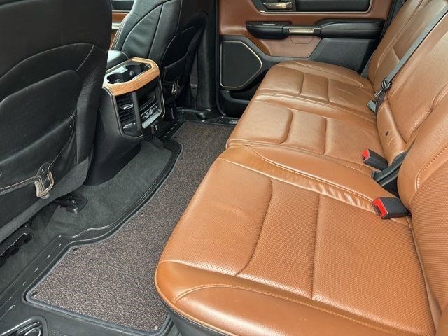 RAM 1500 Laramie Longhorn Crew Cab 4WD 2021