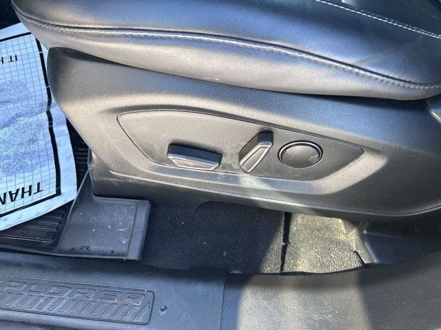 Ford Explorer XLT 4WD 2023