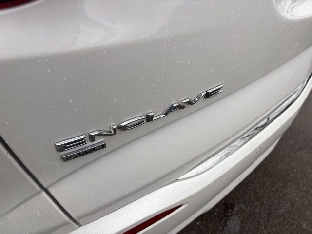 Buick Enclave Avenir AWD 2021