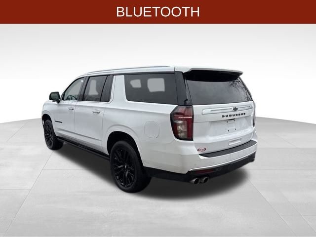 Chevrolet Suburban  2021