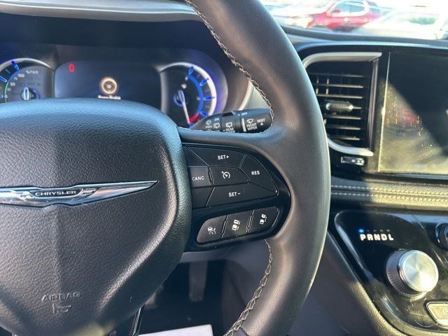 Chrysler Pacifica Hybrid  2022