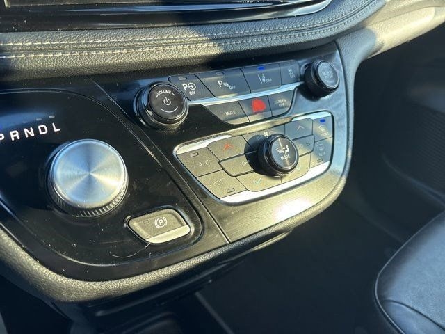 Chrysler Pacifica Hybrid  2022