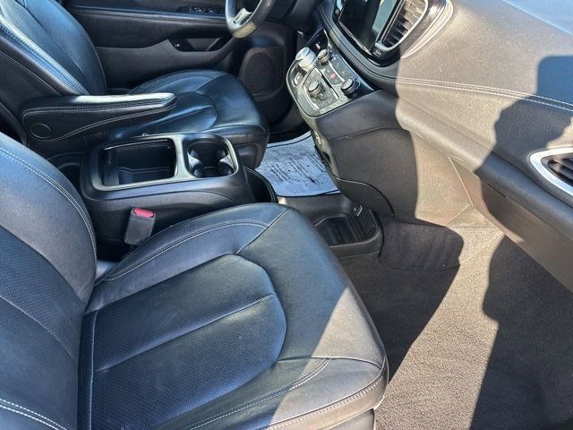 Chrysler Pacifica Hybrid  2022