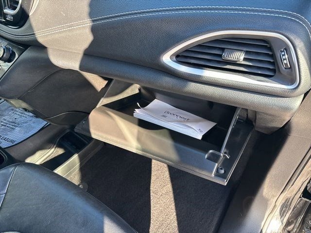 Chrysler Pacifica Hybrid  2022