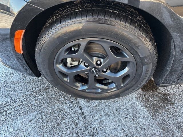 Chrysler Pacifica Hybrid  2022