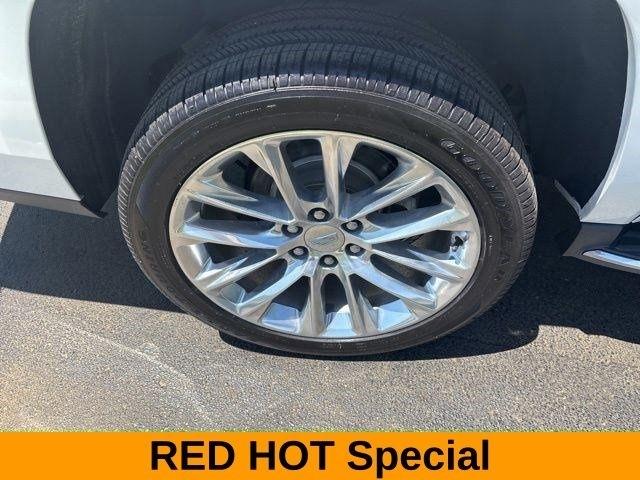 Cadillac Escalade ESV 4WD 4dr Luxury 2018