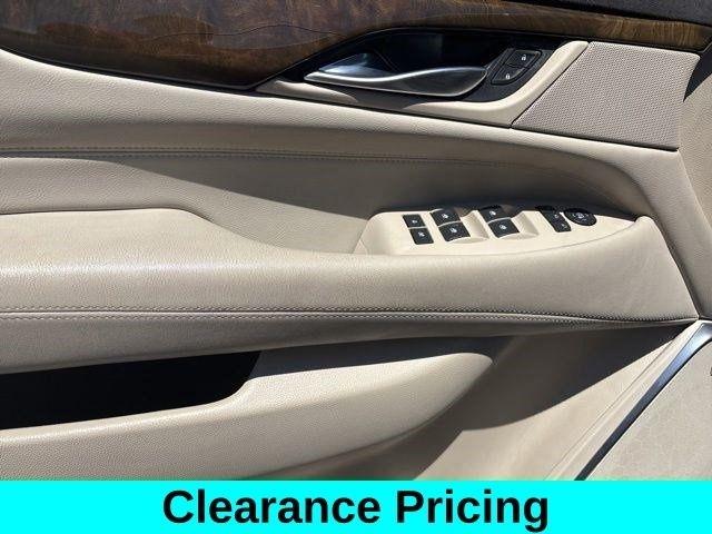 Cadillac Escalade ESV 4WD 4dr Luxury 2018