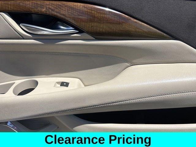 Cadillac Escalade ESV 4WD 4dr Luxury 2018
