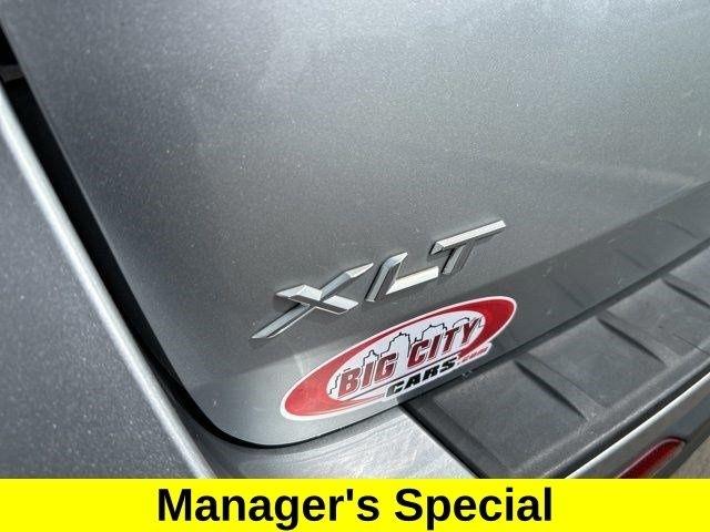 Ford Explorer XLT 2022