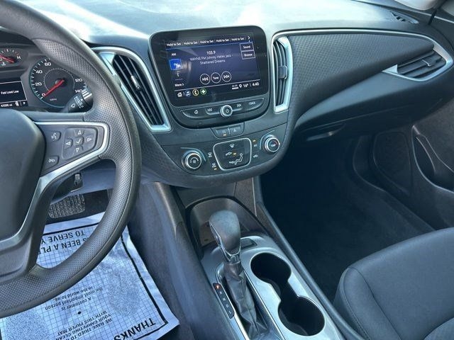 Chevrolet Malibu  2022