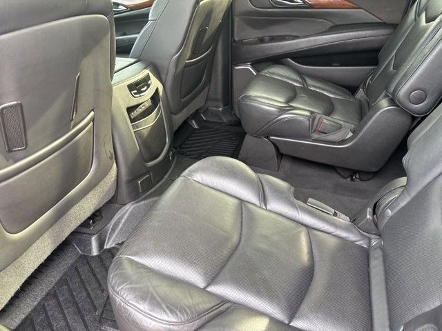 Cadillac Escalade ESV Luxury 4WD 2019