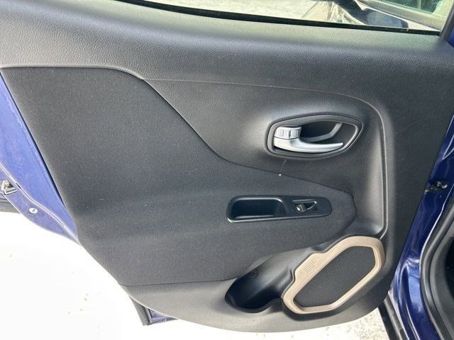 Jeep Renegade Latitude 4WD 2016