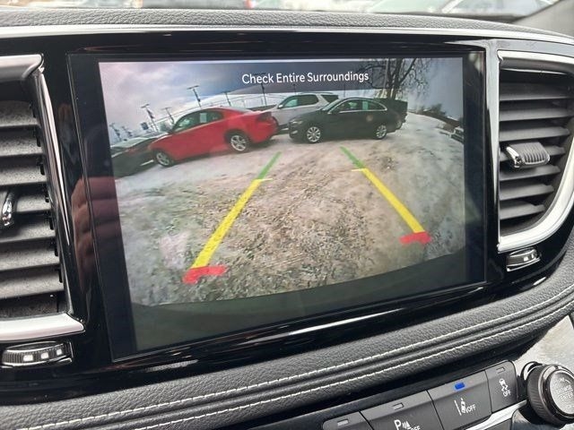 Chrysler Pacifica Limited 2025