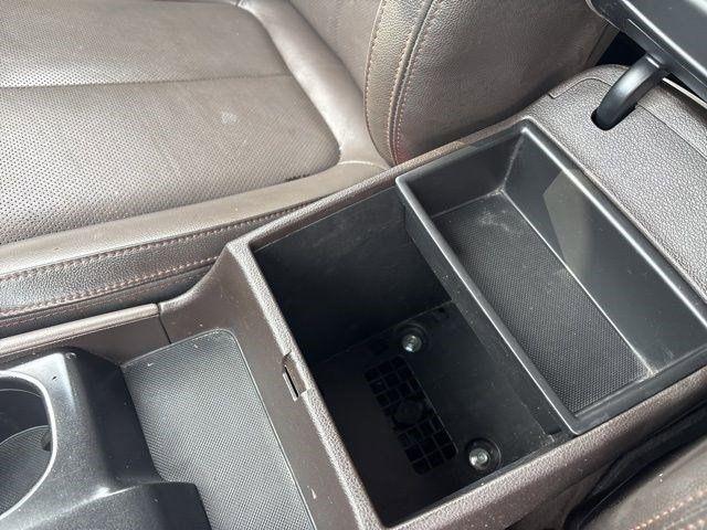 Hyundai Santa Fe Limited 2020