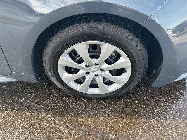 Toyota Corolla LE 2024
