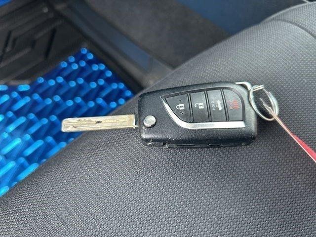 Toyota Corolla LE 2024