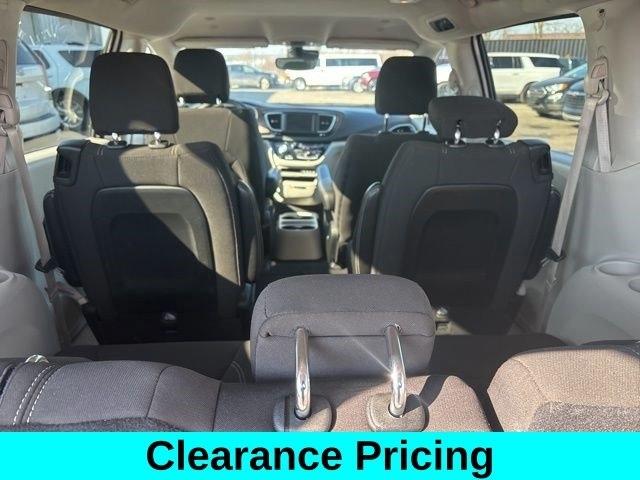 Chrysler Voyager LX 2023