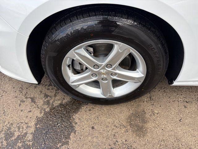 Chevrolet Malibu  2023