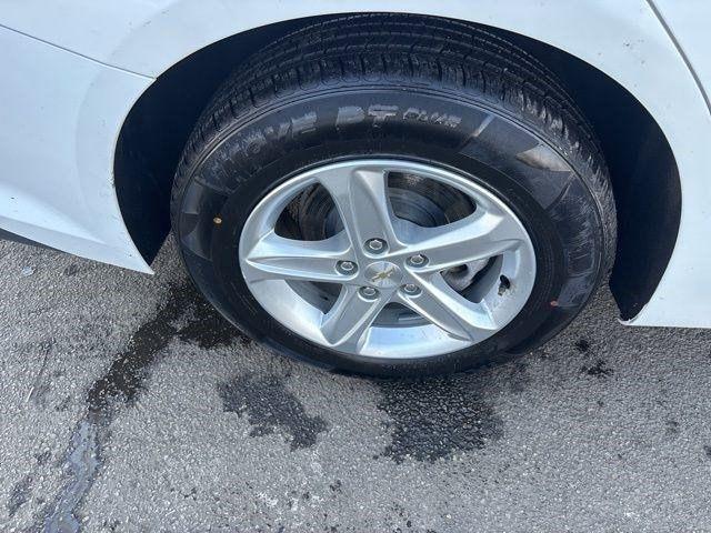 Chevrolet Malibu  2023