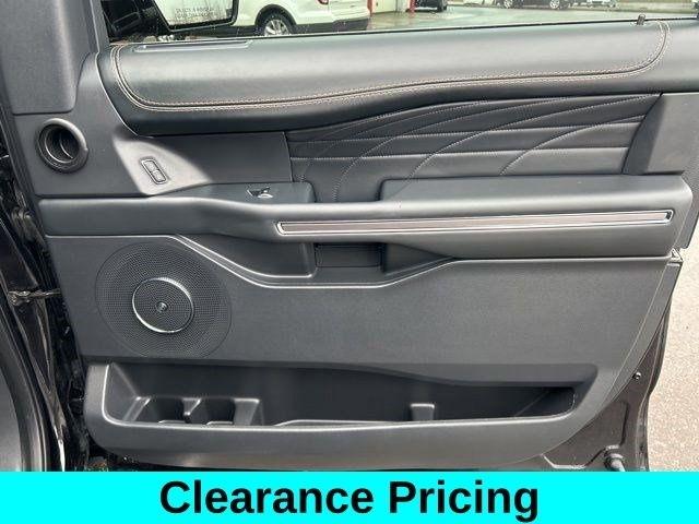 Ford Expedition Platinum 4WD 2023