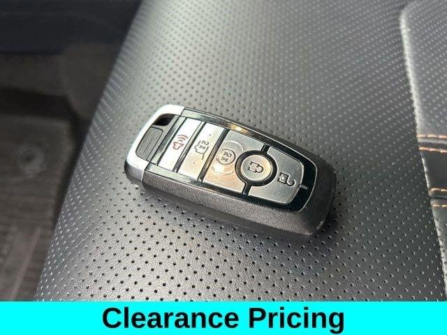 Ford Expedition Platinum 4WD 2023